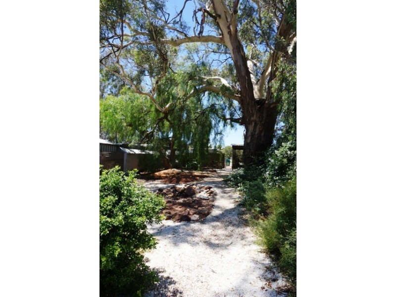8 Stuart Street, Melrose SA 5483