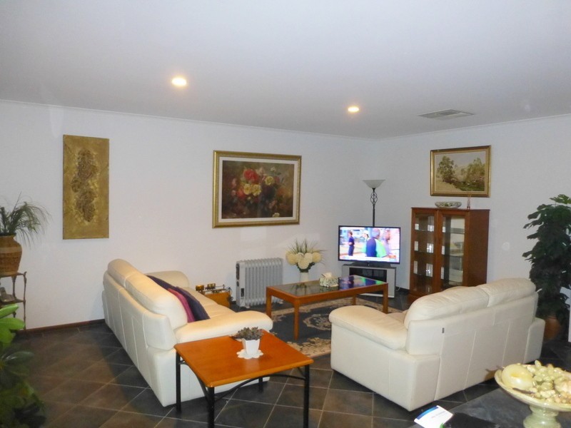 5 Capel Place, Reynella SA 5161