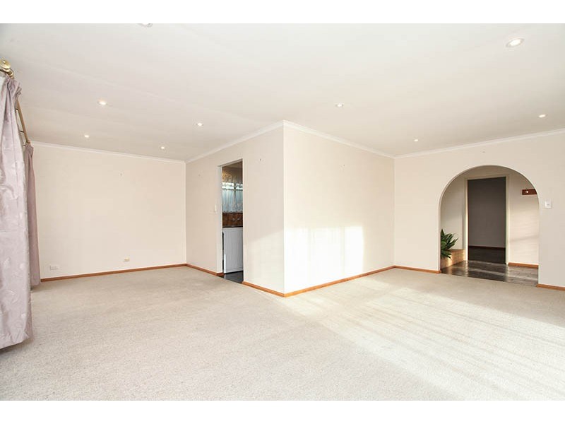 16 Basedows Street, Happy Valley SA 5159