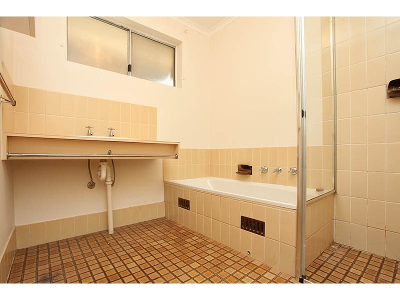 16 Basedows Street, Happy Valley SA 5159