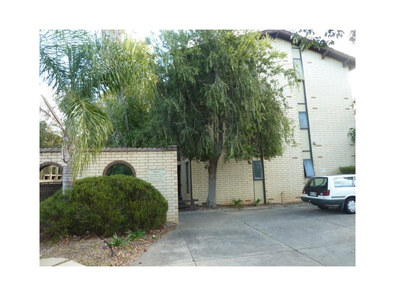 32/3 Ferguson, Glenelg North SA 5045