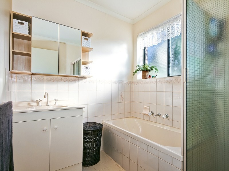 6/48 Sunnymeade Drive, Aberfoyle Park SA 5159