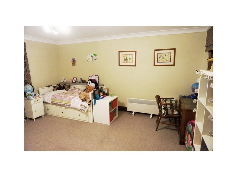 14 Serpentine Road, Belair SA 5052