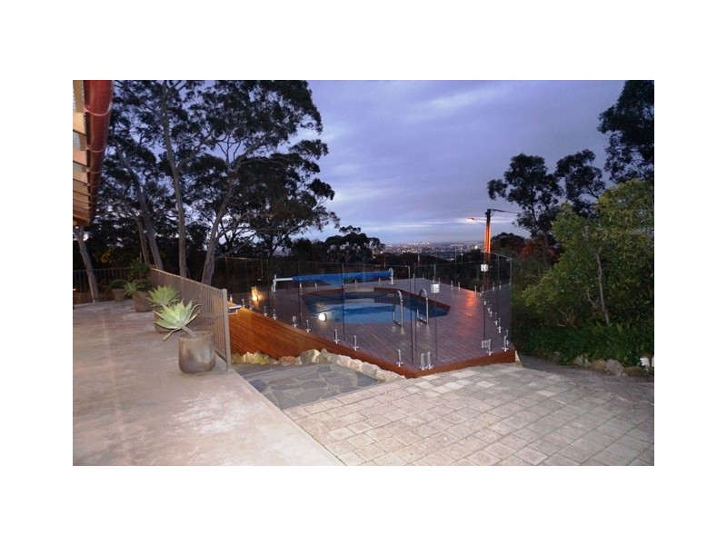 14 Serpentine Road, Belair SA 5052