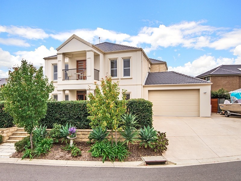 15 Rogerson Cct, Craigburn Farm SA 5051