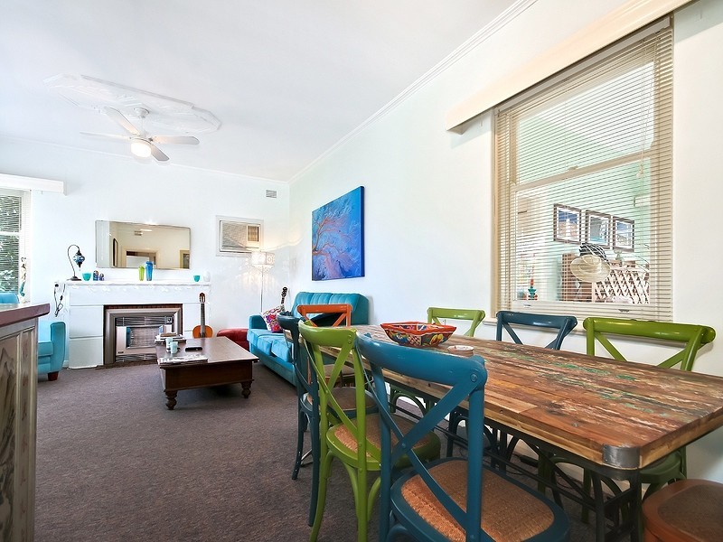1 Helmsdale Avenue, Glengowrie SA 5044