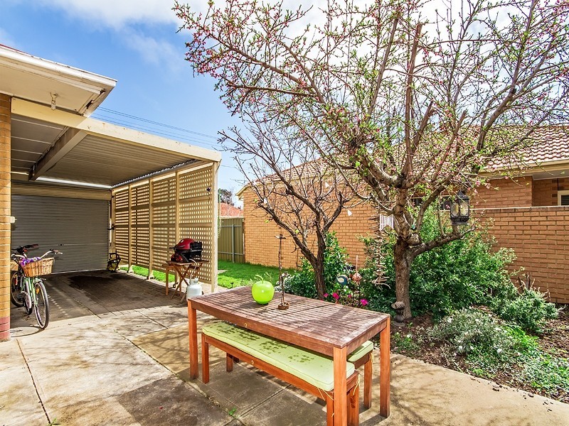1 Helmsdale Avenue, Glengowrie SA 5044