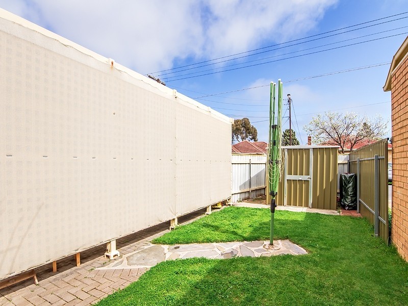 1 Helmsdale Avenue, Glengowrie SA 5044