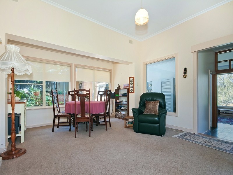 7 Deepdene Avenue, Bellevue Heights SA 5050