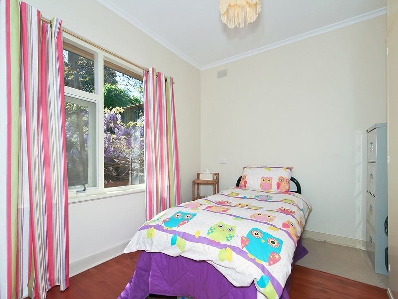 7 Deepdene Avenue, Bellevue Heights SA 5050