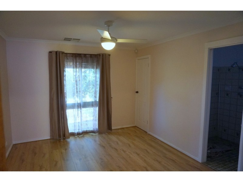 29 Serenade Crescent, Aberfoyle Park SA 5159