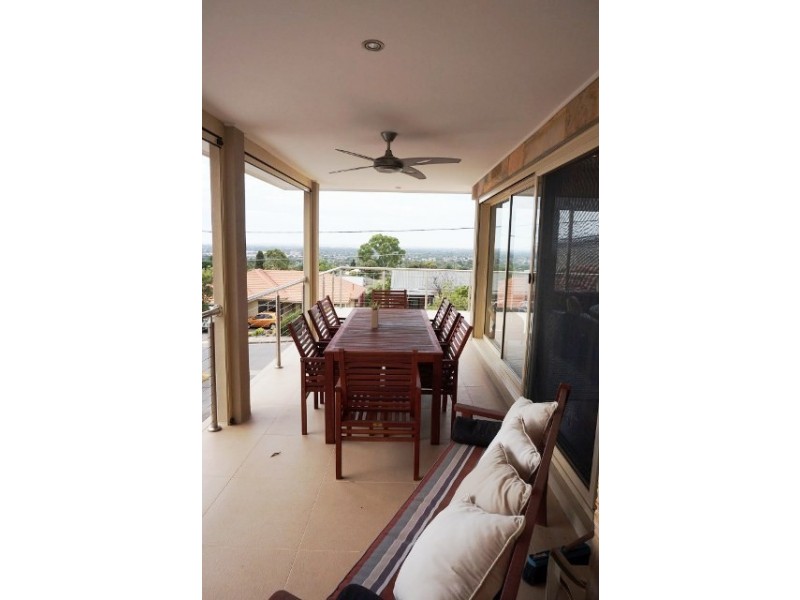 5 Ridgecrest Avenue, Darlington SA 5047