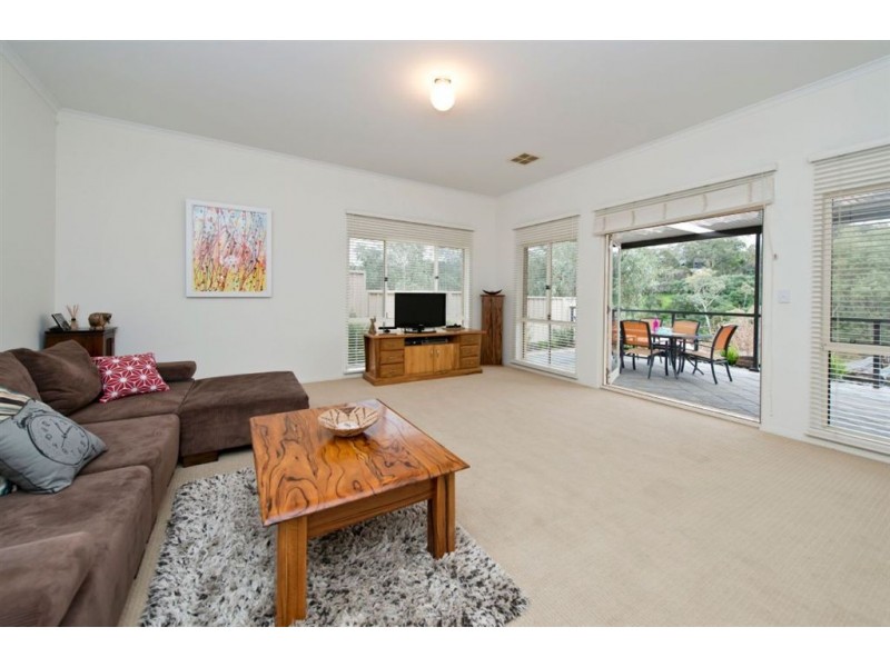 10 McNamara Road, Coromandel Valley SA 5051