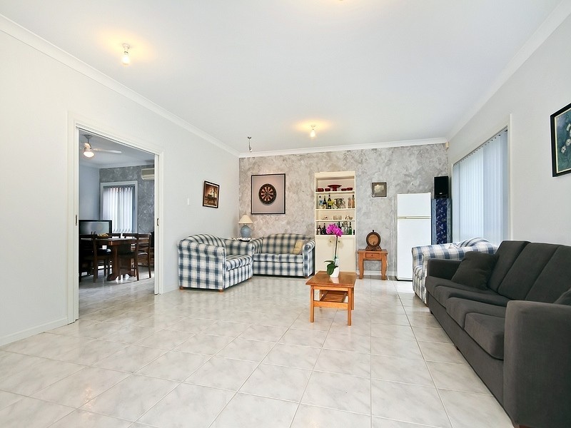 10 Bushland Drive, Aberfoyle Park SA 5159