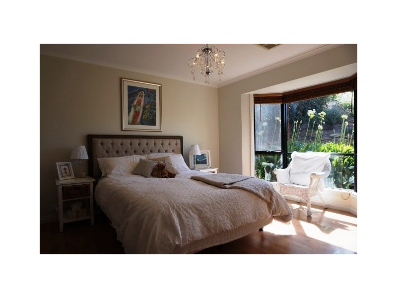 11 Mews Way, Coromandel Valley SA 5051