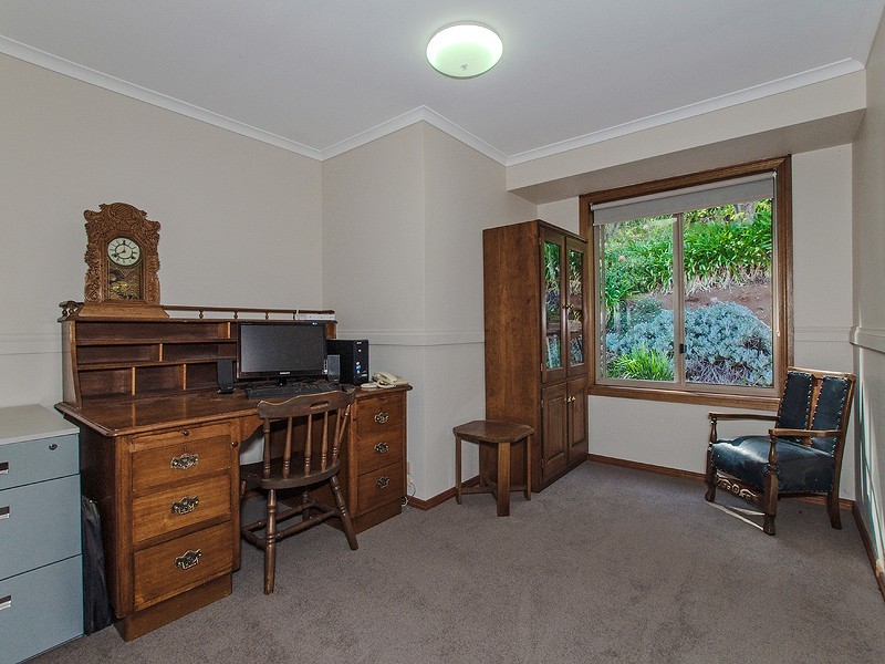 31 Crane Avenue, Coromandel Valley SA 5051