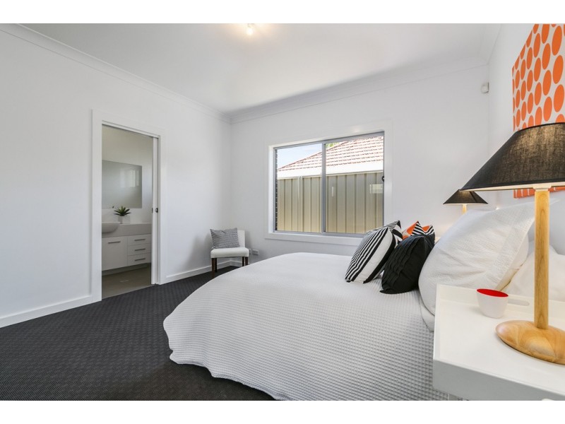 4 Park Street, Glandore SA 5037