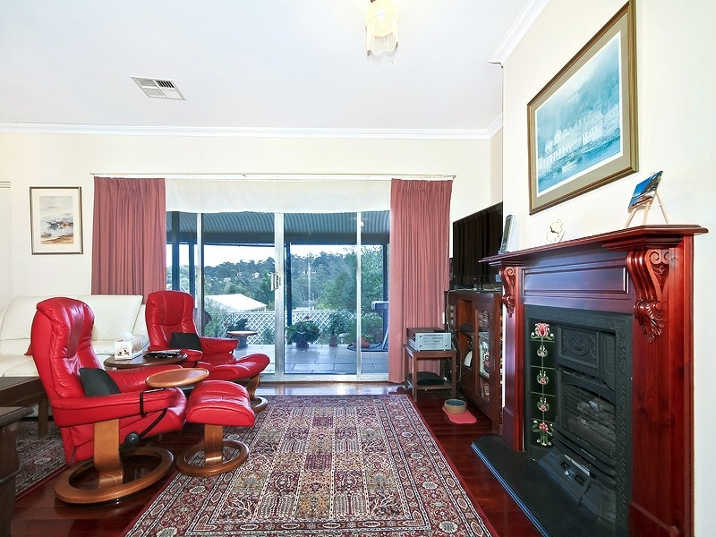 8 Crane Avenue, Coromandel Valley SA 5051