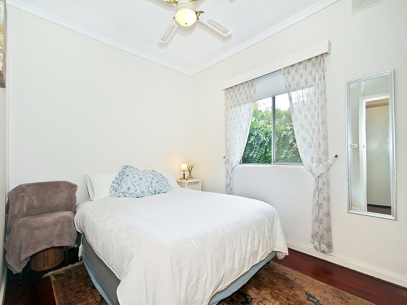 8 Crane Avenue, Coromandel Valley SA 5051