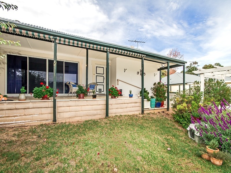 8 Crane Avenue, Coromandel Valley SA 5051