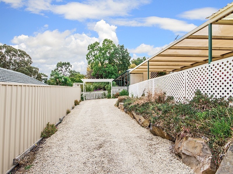 8 Crane Avenue, Coromandel Valley SA 5051