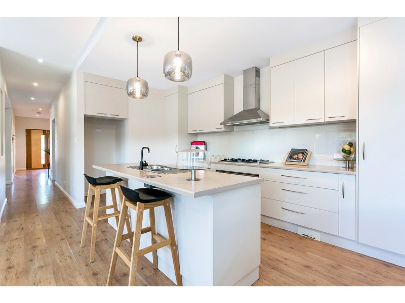 3 Rogerson Cct, Craigburn Farm SA 5051