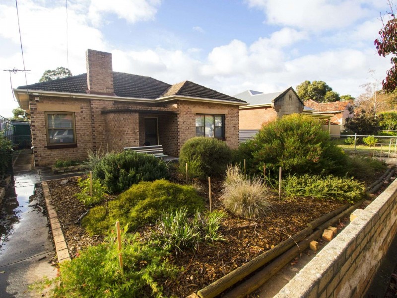 72 Avenue Road, Clarence Gardens SA 5039