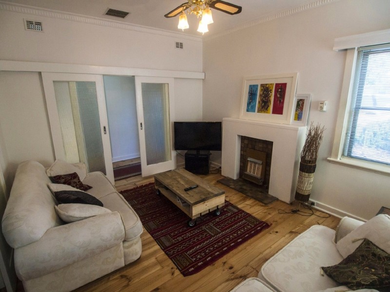 72 Avenue Road, Clarence Gardens SA 5039