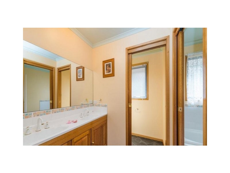 12 Stringybark Road, Bonnet Hill TAS 7053