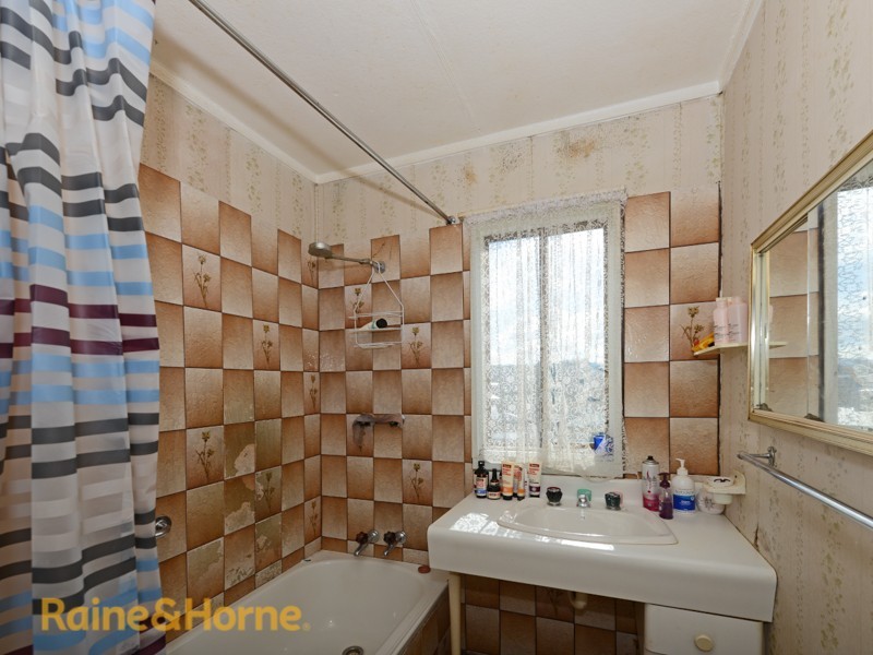 200 Cambridge Road, Warrane TAS 7018