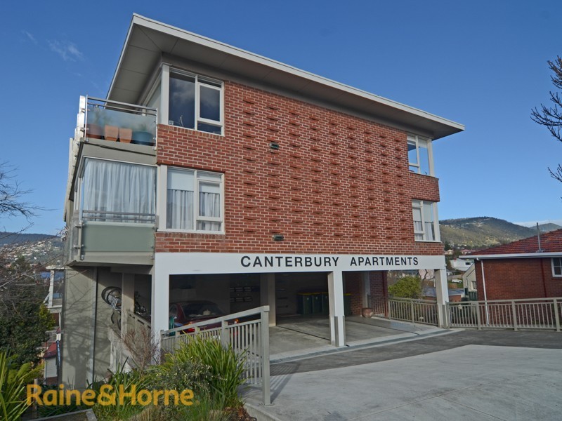 2/7 Montgomery Court, Sandy Bay TAS 7005