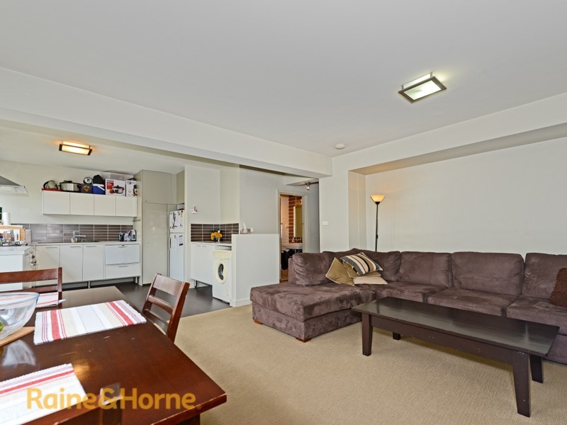 2/7 Montgomery Court, Sandy Bay TAS 7005