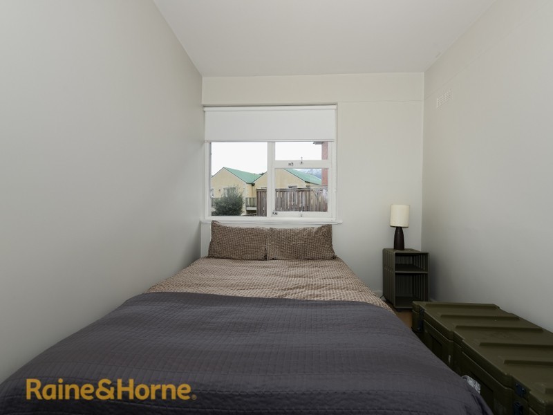 2/7 Montgomery Court, Sandy Bay TAS 7005