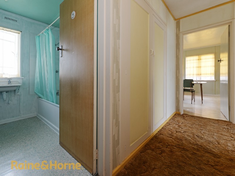 9 Erebus Street, Warrane TAS 7018