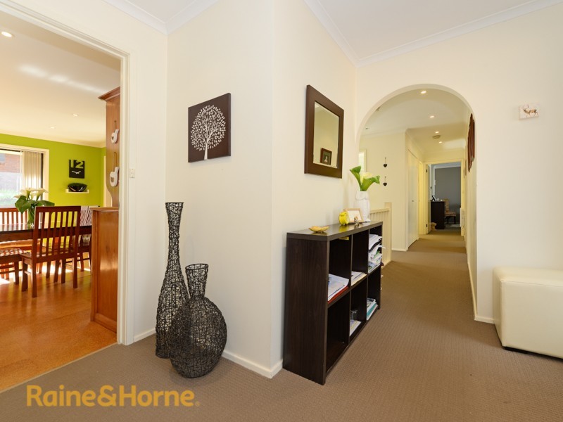 33 Sherwood Court, Lindisfarne TAS 7015