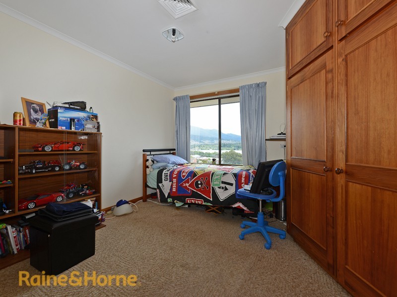 14 Madden Court, Rosny TAS 7018