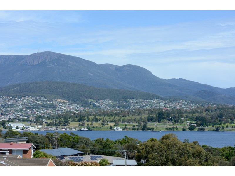 14 Madden Court, Rosny TAS 7018