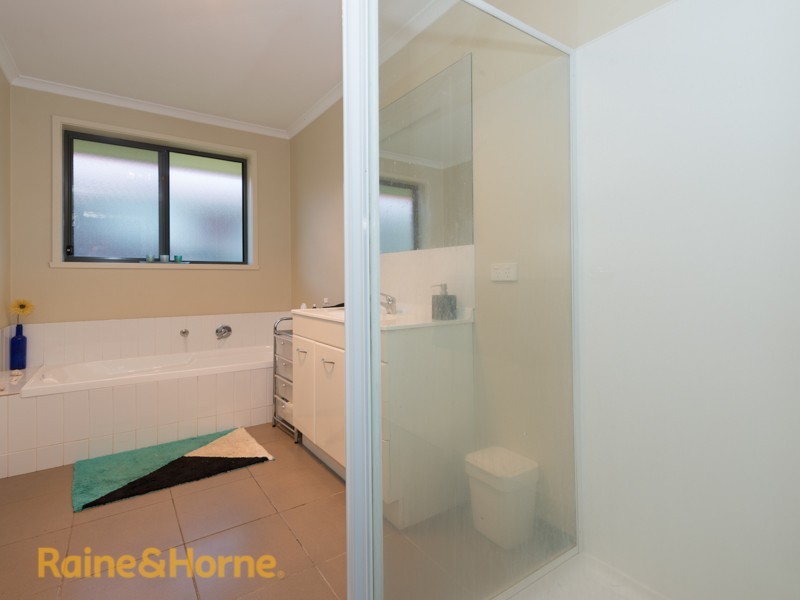 6/111 Burtonia Street, Rokeby TAS 7019