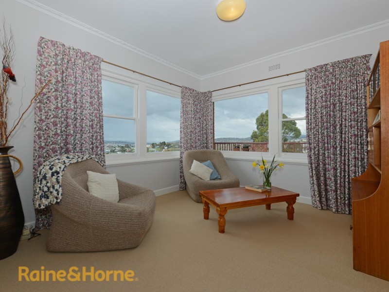 27 Barclay Crescent, Rosetta TAS 7010
