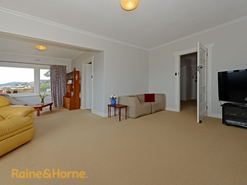 27 Barclay Crescent, Rosetta TAS 7010