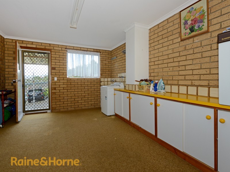 27 Barclay Crescent, Rosetta TAS 7010