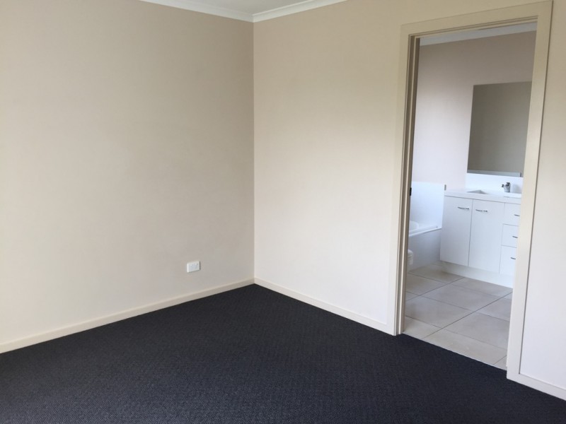 1/57 Cavenor Drive, Rokeby TAS 7019