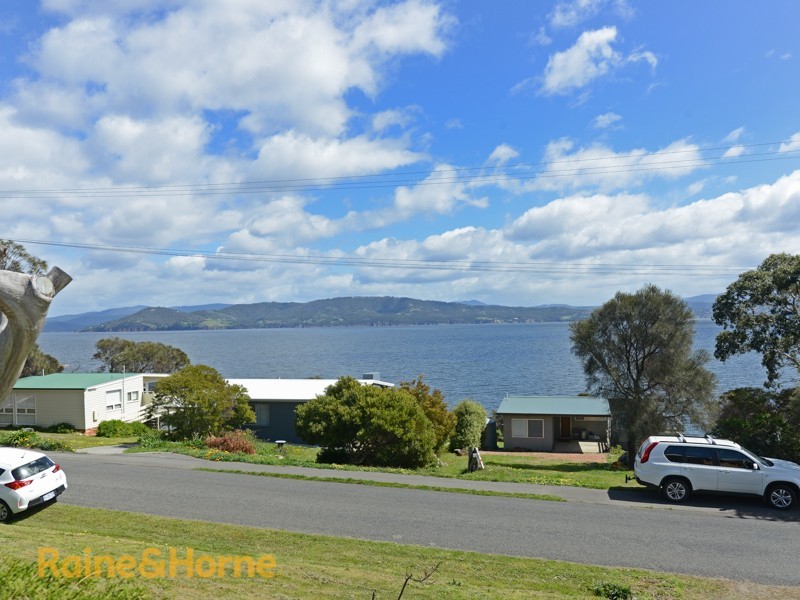 72 Blessington Street, South Arm TAS 7022
