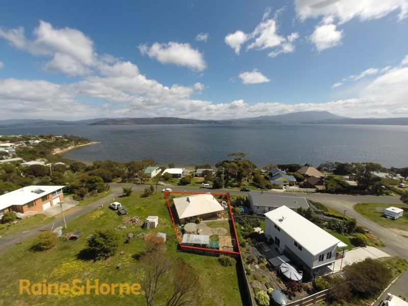 72 Blessington Street, South Arm TAS 7022