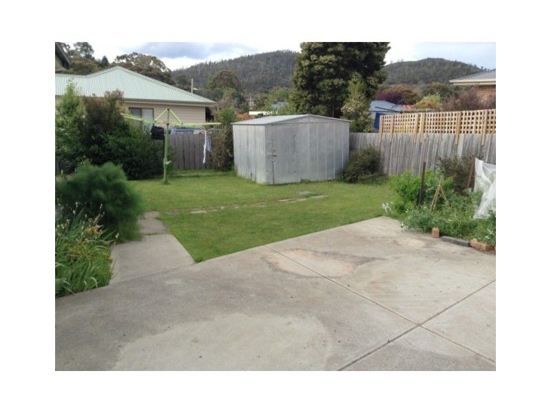 1a Erebus Street, Warrane TAS 7018