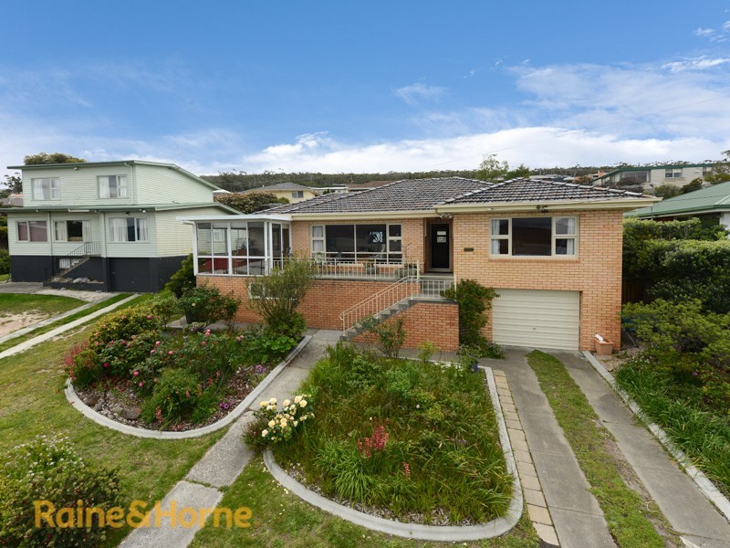 74 Elinga Street, Howrah TAS 7018