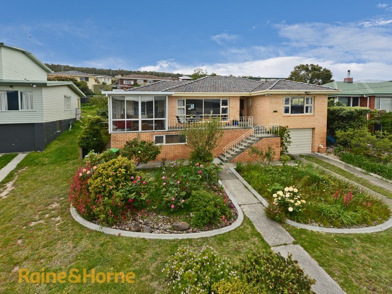 74 Elinga Street, Howrah TAS 7018