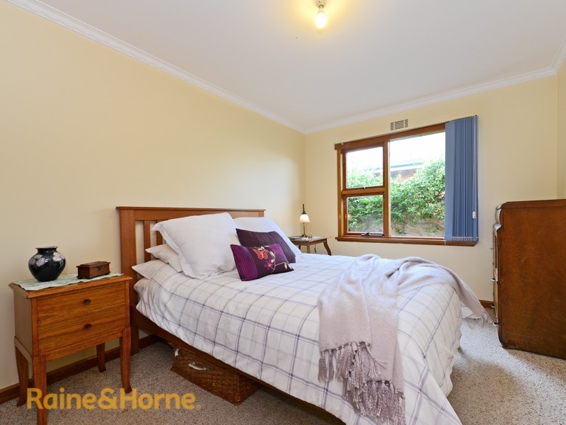 74 Elinga Street, Howrah TAS 7018