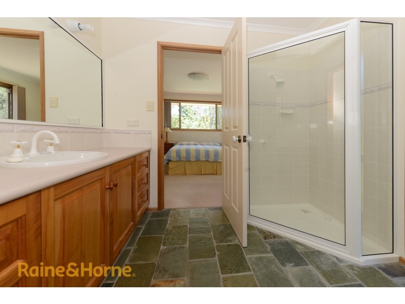 8a Leyden Crt, Seven Mile Beach TAS 7170