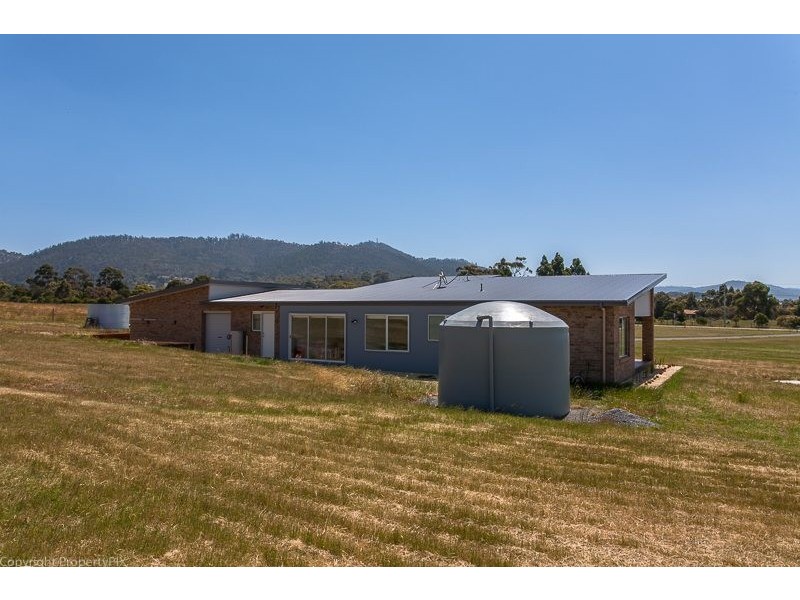 84 Seven Mile Beach Road, Seven Mile Beach TAS 7170